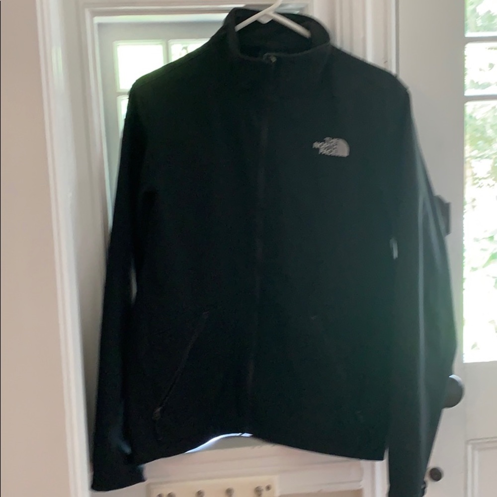 North face men’s small lightweight jacket